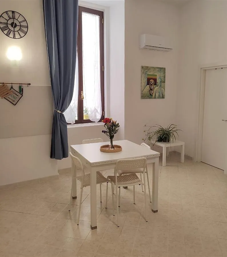 Donna Concetta Arthouse Apartman Nápoly